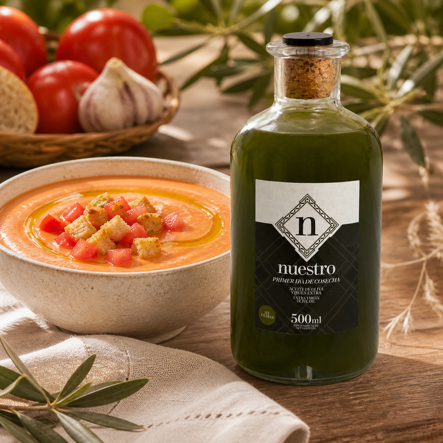 Nuestro Primera Cosecha acompañado de salmorejo