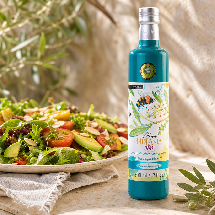 Oleum Hispania Arbequina acompañado de ensalada
